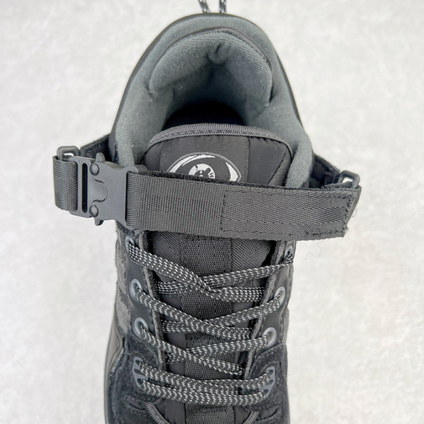 Bad Bunny x Adidas Forum Buckle Low Back To School - Imagem 4