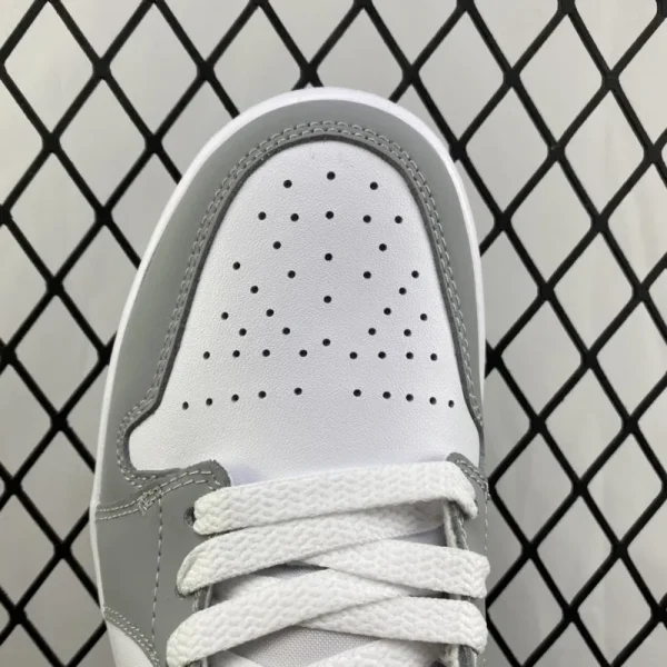 Air Jordan 1 Low "White/Wolf Grey" - Imagem 4