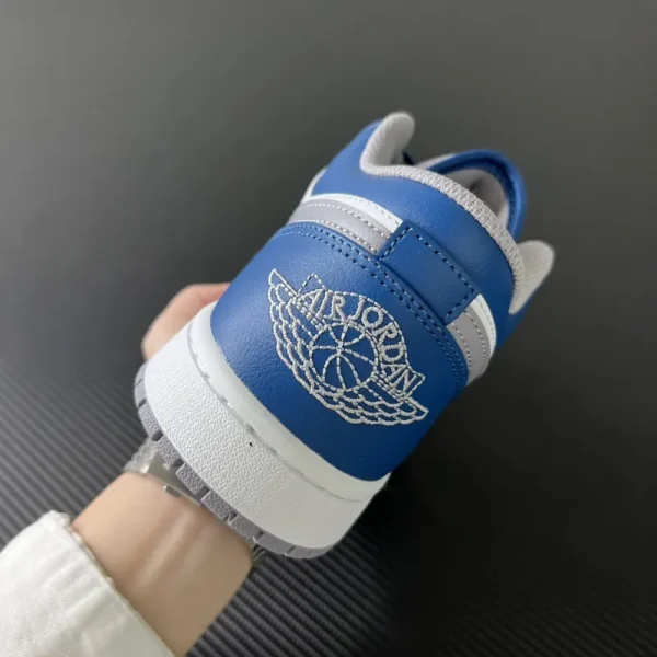 Air Jordan 1 Low "True Blue" - Imagem 3