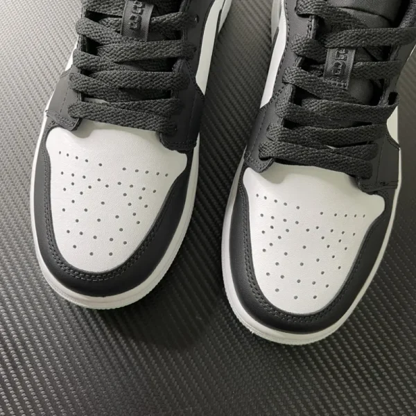 Air Jordan 1 Low SE "Supernova" - Imagem 3
