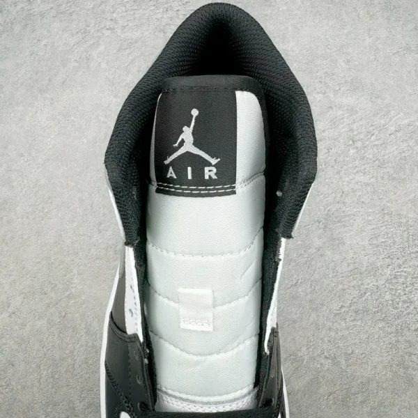 Air Jordan 1 Mid "White Shadow" - Imagem 8