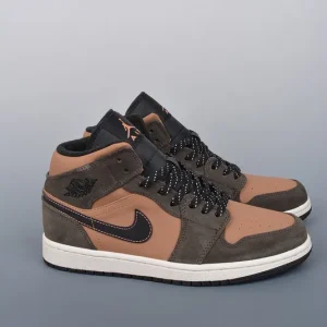 Air Jordan 1 Mid "Dark Chocolate"