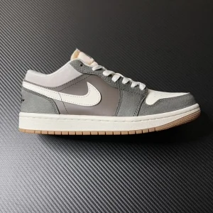 Air Jordan 1 Low “SNKRS Day Korea Magpie”