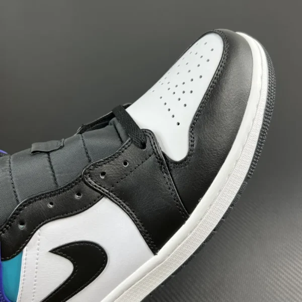 Air Jordan 1 Mid SE "Bright Concord/True Red" - Imagem 3