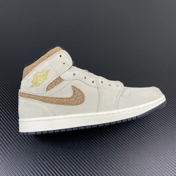 Air Jordan 1 Mid SE “Brown Elephant”