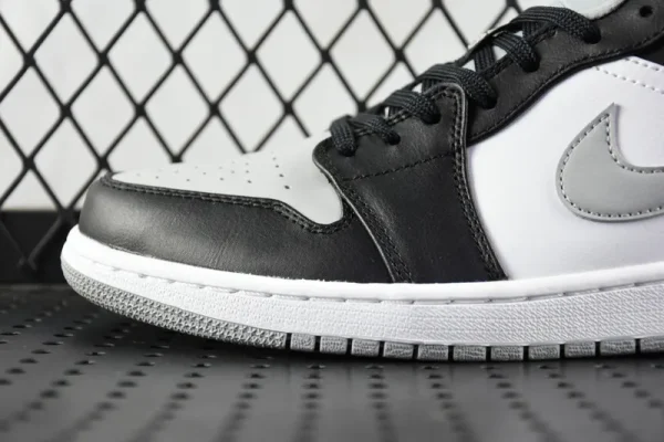 Air Jordan 1 Low “Shadow” (Grey Sole) - Imagem 3