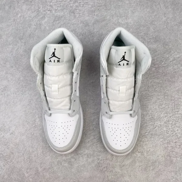 Air Jordan 1 Mid SE “Grey Camo Swoosh” - Imagem 3