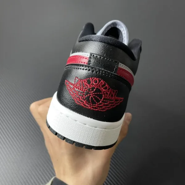 Air Jordan 1 Low "Black/Grey/Red" - Imagem 5