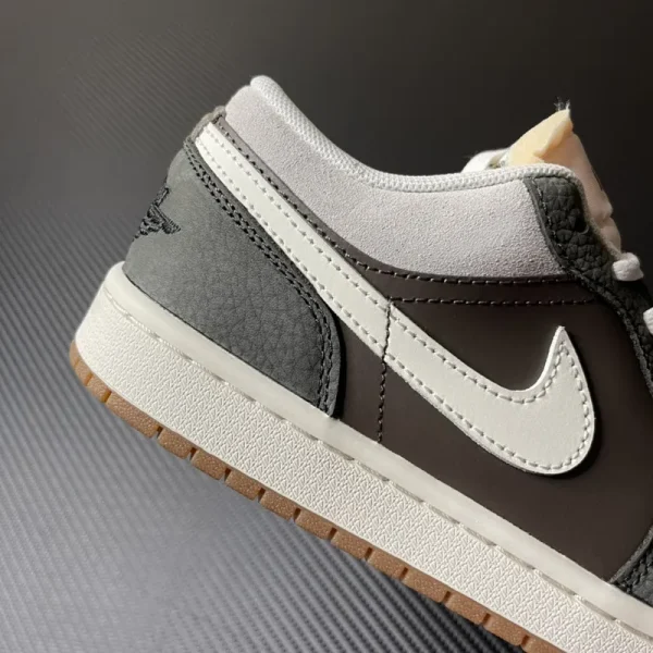 Air Jordan 1 Low “SNKRS Day Korea Magpie” - Imagem 2