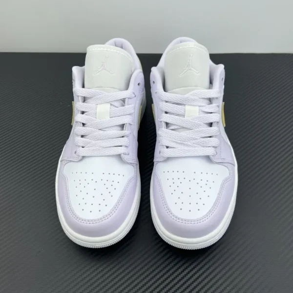 Air Jordan 1 Low “Barely Grape” - Imagem 3