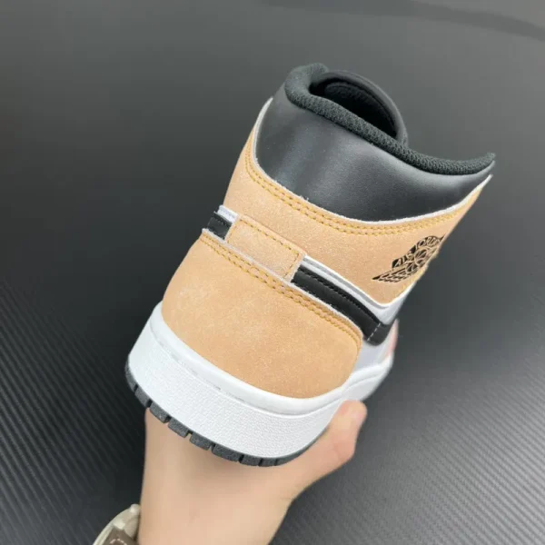 Air Jordan 1 Mid SE "Flight Club" - Imagem 5