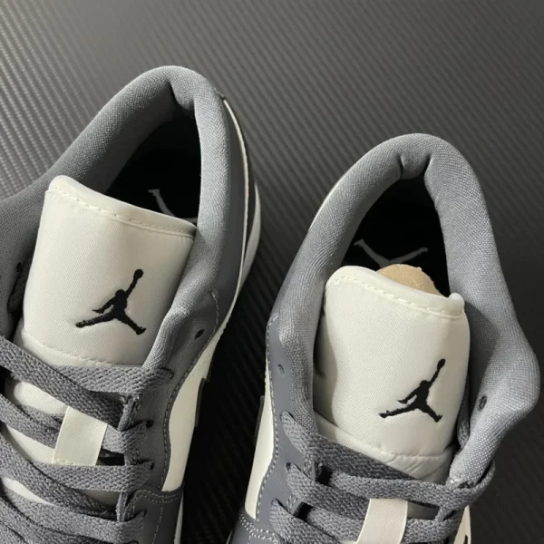 Air Jordan 1 Low “Dark Grey / White / Black” - Imagem 8