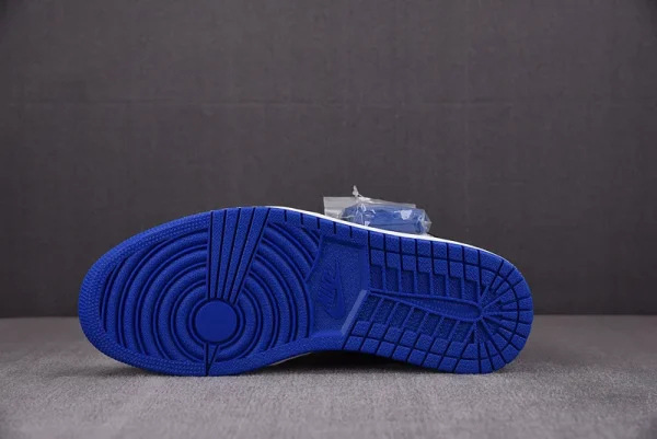 Air Jordan 1 High OG “Royal Toe” - Imagem 8
