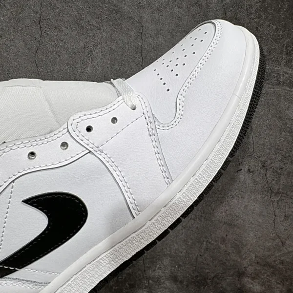 Air Jordan 1 Mid "Reverse Panda" - Imagem 7
