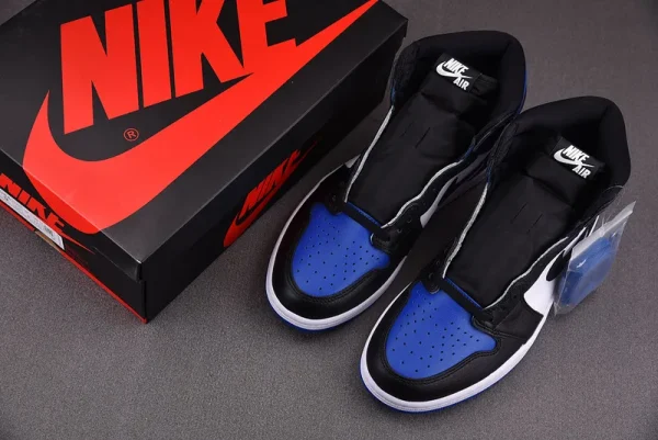 Air Jordan 1 High OG “Royal Toe” - Imagem 2