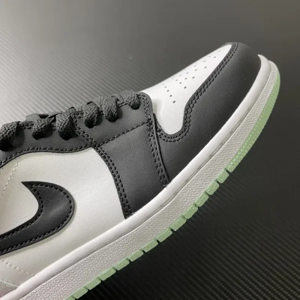 Air Jordan 1 Low SE "Supernova" - Imagem 8