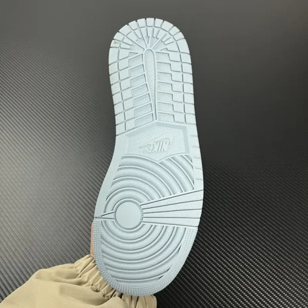 Air Jordan 1 Mid "Diffused Blue" - Imagem 6