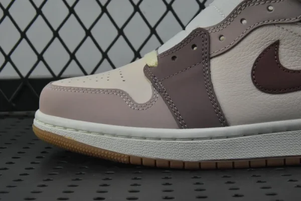 Air Jordan 1 Mid SE "Dark Pony Smoky Mauve" - Imagem 4