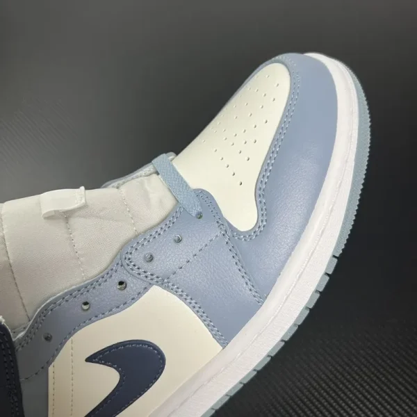 Air Jordan 1 Mid "Diffused Blue" - Imagem 3