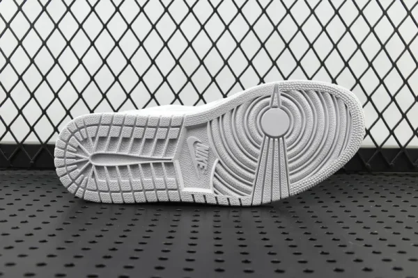 Air Jordan 1 Low "White Camo" - Imagem 5