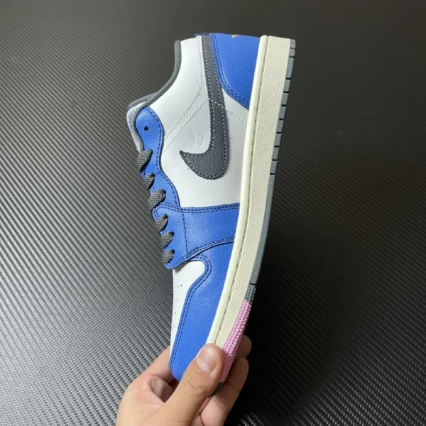 Air Jordan 1 Low Fragment x Atmos "Rabbit" Sample - Imagem 4
