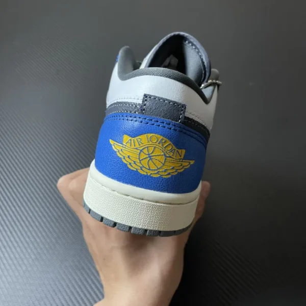 Air Jordan 1 Low Fragment x Atmos "Rabbit" Sample - Imagem 3
