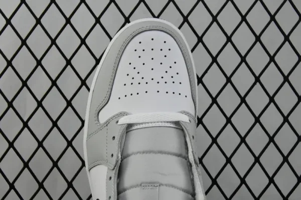 Air Jordan 1 Mid “Grey Fog” - Imagem 2