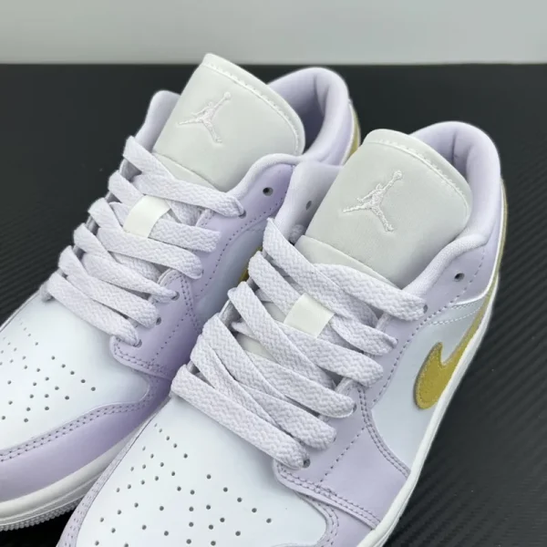 Air Jordan 1 Low “Barely Grape” - Imagem 7