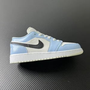 Air Jordan 1 Low "Ice Blue"
