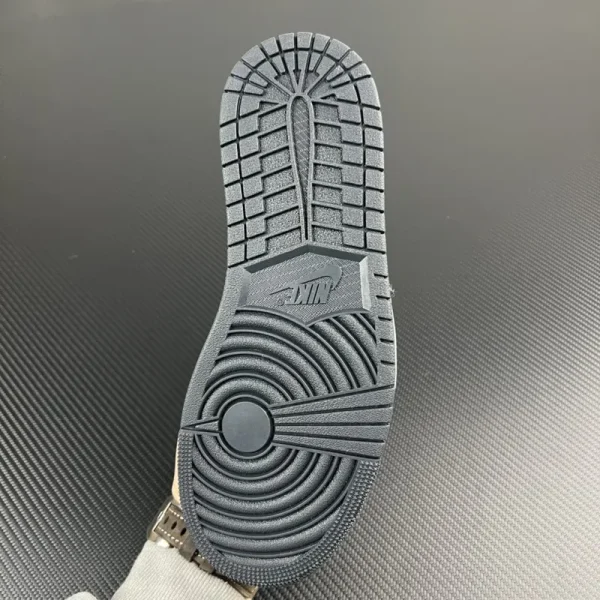 Air Jordan 1 Low SE "Black Elephant" - Imagem 4