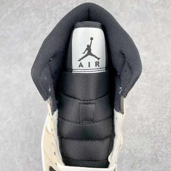 Air Jordan 1 Mid "Barely Orange" - Imagem 4