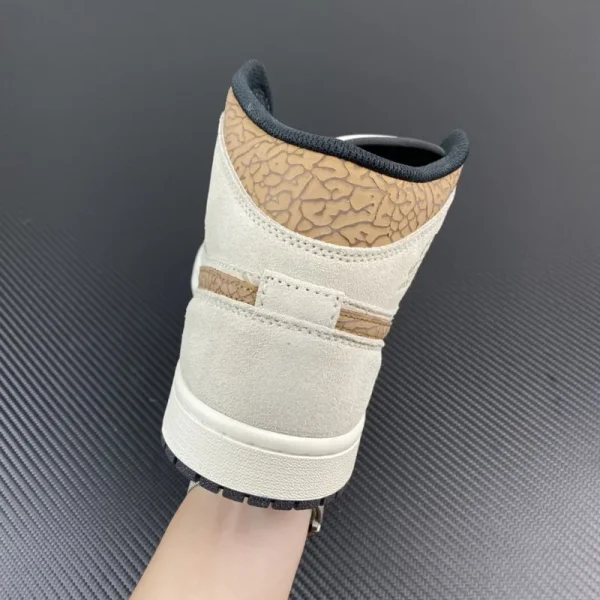 Air Jordan 1 Mid SE “Brown Elephant” - Imagem 5