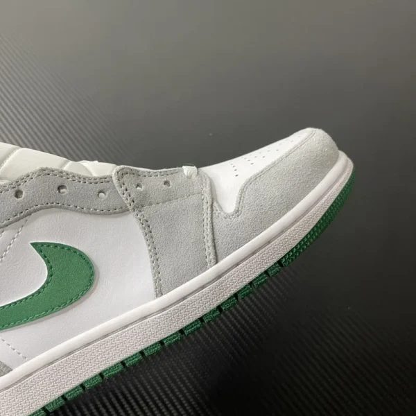 Air Jordan 1 Mid SE “Grey/ Pine Green” - Imagem 7
