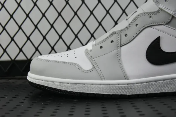 Air Jordan 1 Mid “Grey Fog” - Imagem 4