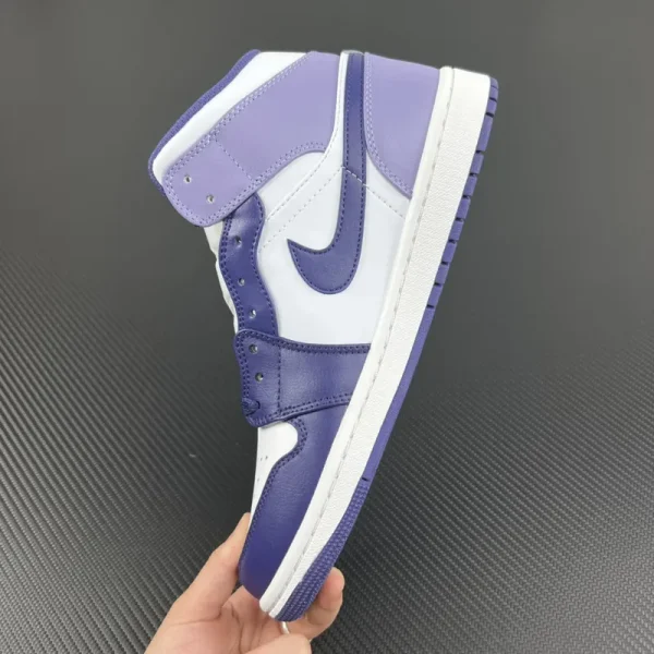 Air Jordan 1 Mid “Sky J Purple” (White Midsole) - Imagem 3