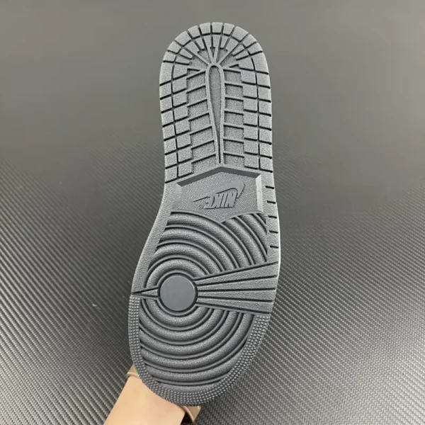 Air Jordan 1 Mid SE "Panda Elephant" - Imagem 5