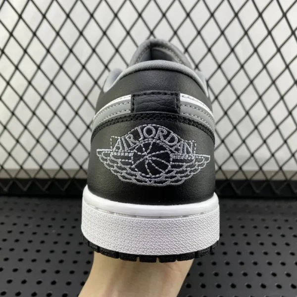 Air Jordan 1 Low “Shadow” (Black Sole) - Imagem 7