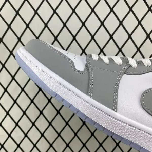 Air Jordan 1 Low "White/Wolf Grey" - Imagem 5