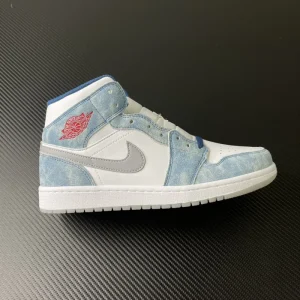 Air Jordan 1 Mid SE "French Blue"