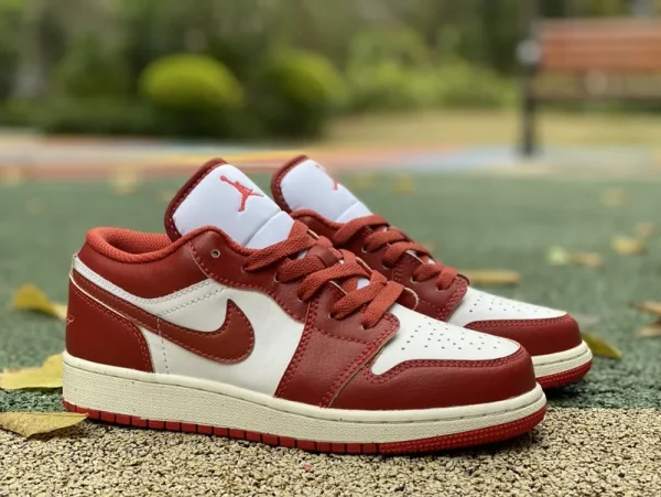 Air Jordan 1 Low SE "Dune Red"