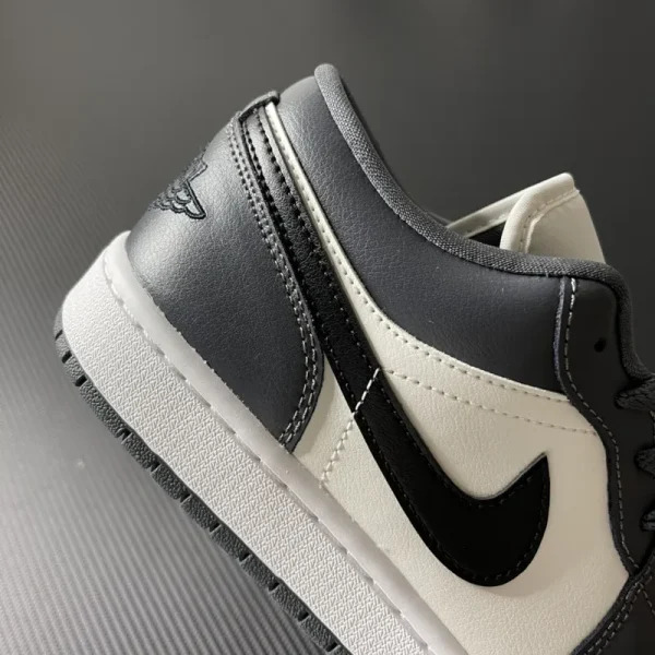 Air Jordan 1 Low “Dark Grey / White / Black” - Imagem 2