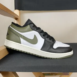 Air Jordan 1 Low "Black Toe Medium Olive"