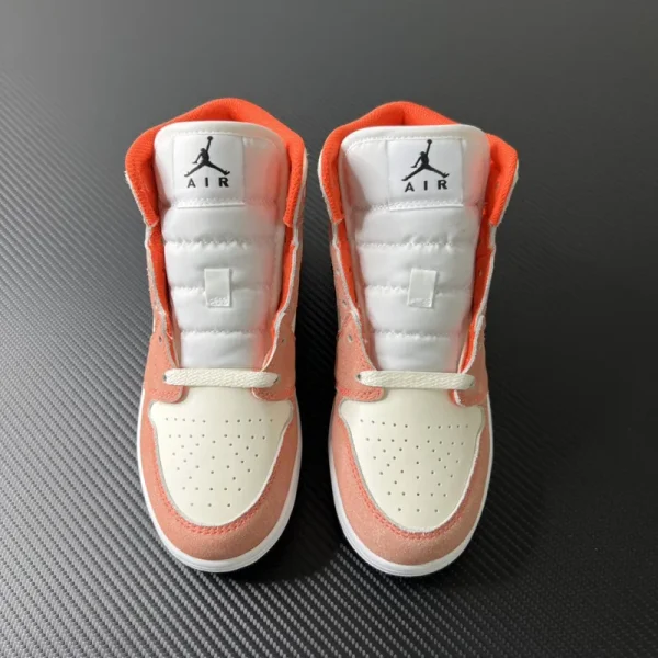 Air Jordan 1 Mid SE "Orange Suede" - Imagem 8