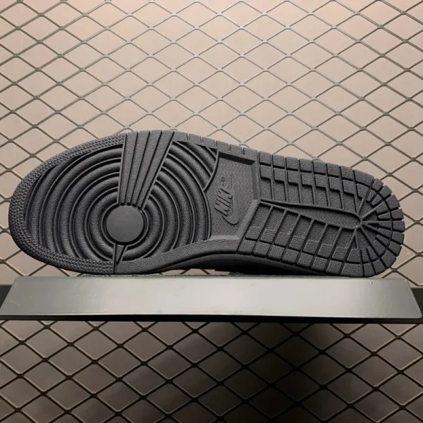 Air Jordan 1 Mid "Alternate Think 16" - Imagem 4