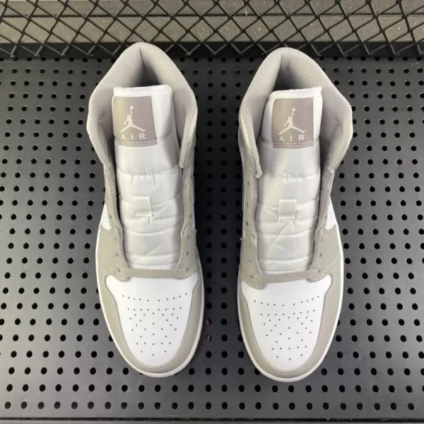 Air Jordan 1 Mid “Linen / College Grey” - Imagem 2