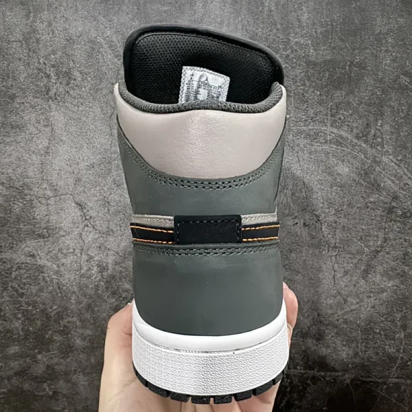 Air Jordan 1 Mid SE "Night Stadium" - Imagem 5
