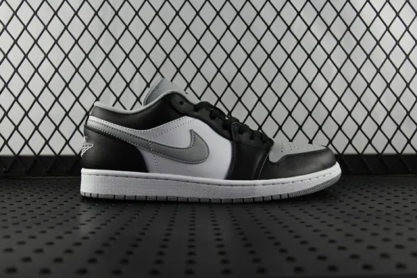 Air Jordan 1 Low “Shadow” (Grey Sole)