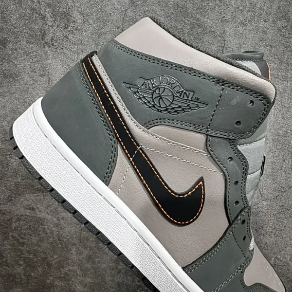 Air Jordan 1 Mid SE "Night Stadium" - Imagem 8