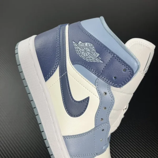 Air Jordan 1 Mid "Diffused Blue" - Imagem 4