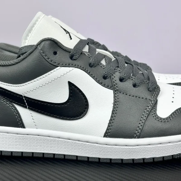 Air Jordan 1 Low "Dark Grey/White/Black" - Imagem 3